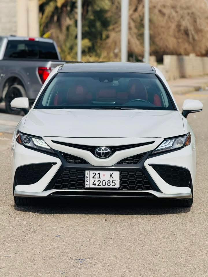 السلام عليكم 
كامري 2023 XSE 
فول الفول 
4 سلندر 
بانورامه داخل احمر بلادي شاشه جبيره شحن واير ليس كامرات جانبيه فول بصمات كامله تشغيل عن بعد هندبريك بصمه اوتو هولد رادار امامي جانبي وخلفي كشنات هيتر تبريد لمس لايتات وبكلايت كوله ليد ويل 19 بلادي وتخم تاير جديد مشدود وبعد كولش هواي مواصفات مذاكرهن حادثه جاملغ السايق والباب مصبوغ فقط وبشرط الفحص ايرباك فقط برده فقط رقم سليمانيه ترقيم جديد البارحه بسمي وكاله تحويل جاهز 
السعر 237 
اي استفسار ***********
