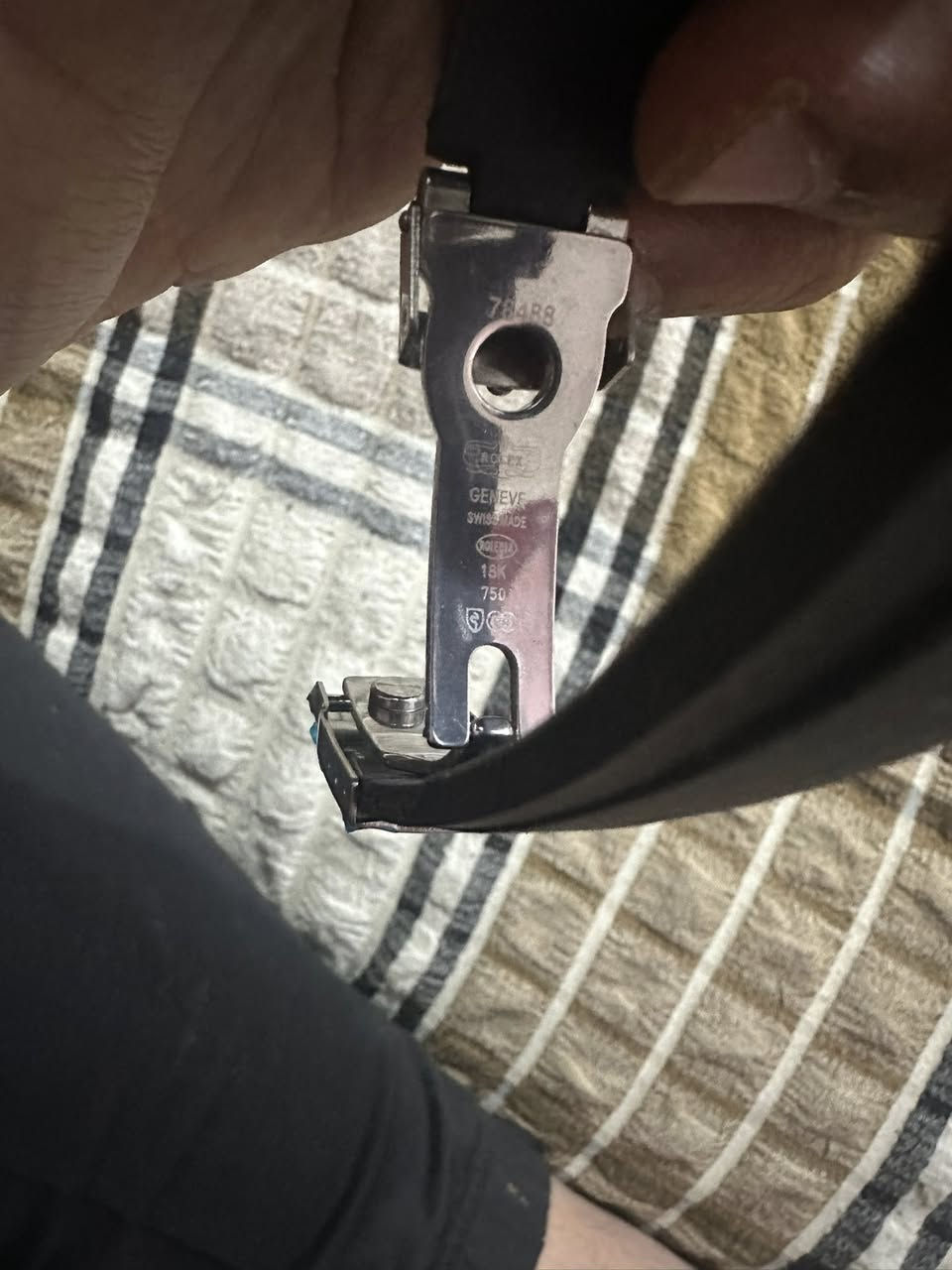 15 ألف ساعه ثكيله مختمه ما ملبوسه


**إذا كنت صاحب هذا الإعلان وتريد حذفه لأي سبب، رجاءا أرسل رسالة إلى الدعم الفني**