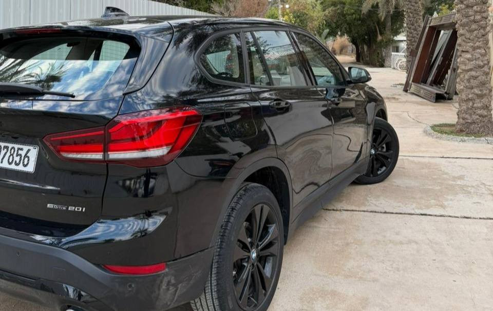 بي ام دبليو x1 2020 للبيع
ممشى السياره 58 الف كيلو متر
المواصفات
رادار امامي خلفي
كامره خلفيه
مثبت سرعه
كشنات كهرباء
كشنات جلد
جنطه كهرباء
اناره ترحيبيه بالمرايه
اناره داخليه ٧ الوان
الكير و المحرك مكفولات
السياره خليجيه وكاله العروش بدون حادث
السياره باسمي تحويل بنفس الوقت 
مكان السياره كربلاء
للأستفسار ***********
