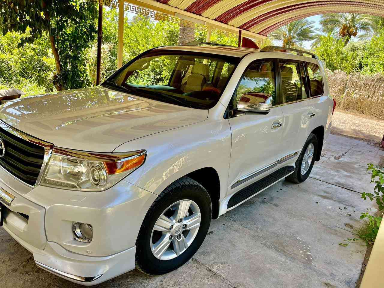 لاندكروز ٢٠١٢  اربيل بريم اصلي مكفوله من الضربه والصبغ

فول مواصفات فتحة سقف  كشنات جلد بصمة تشغيل وبصمة ابواب زراكات مري شفط حساسات اشاير بالمري كامره 

حجم المحرك 8سلندر 4600

***********/  ***********امين الاحبابي
