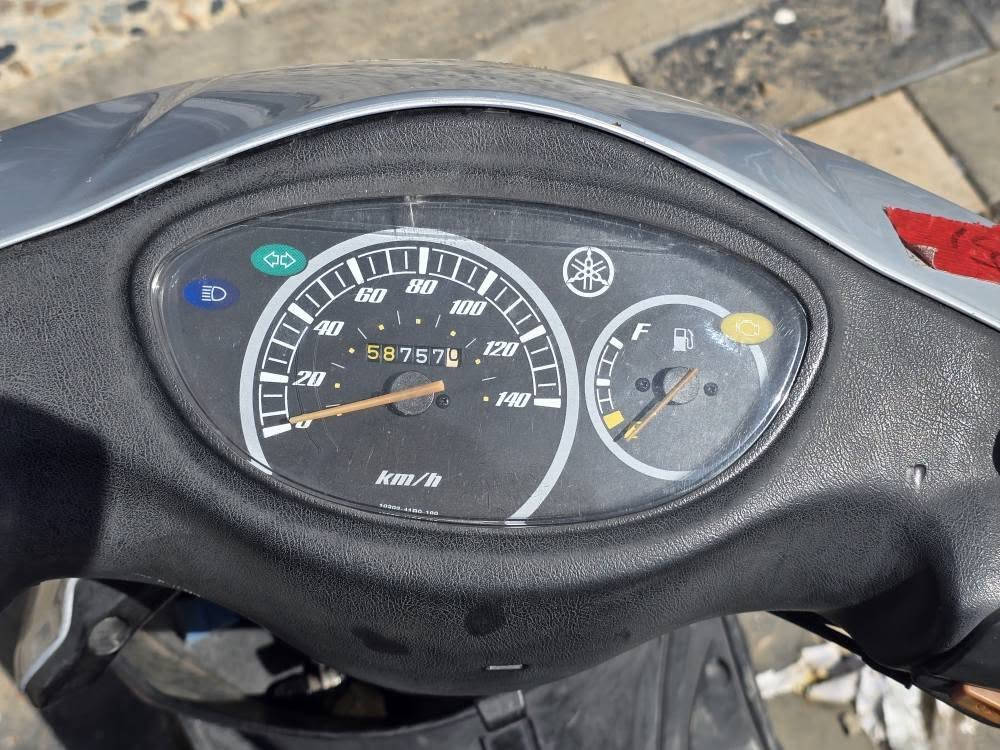 اكزز مكفوله كفاله عامه 
دراجه كامله و جاهزه لاخر حبايه 
اوراقهه موجوده من معرض يوسف جويه 
 دراجه نوزل 
سكليتر خطين 
الممشه 58 الف حقيقي 

بغداد الشعب شارع عدن 

***********

السعر ١٢٥٠ الف بغداد, العراق
