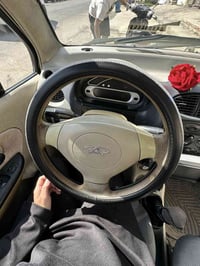 شيري كيوكيو 2009  لون فضي مثل ماموضح بالصور   المواصفات : مكينة جديده ...