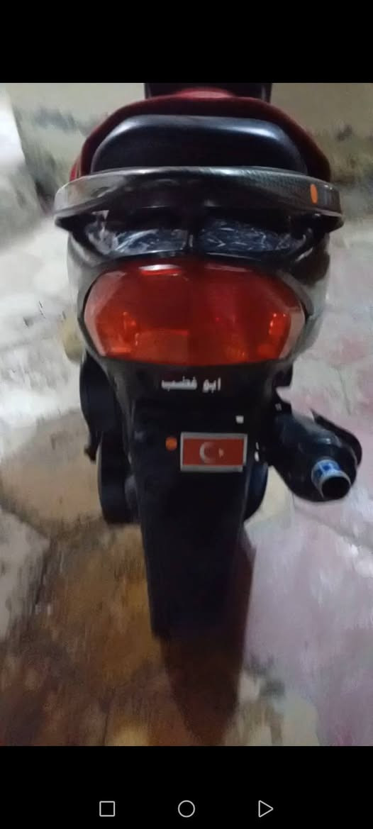 سلام عليكم ماكس عدله للبيع بوشه 49 مجفته مره وحده غراض اصليه وبيه غراض تزويد بسيط من
صالنصه رياضية FM
 كفرات ختم واحد جددد
يدات بريك امامي خلفي 
قبق عمبار 
مثل ما موضح بل صور واحله من صور بعد رايده ب 550 وبيه مجال راسني خاص وهذا رقمي بي واتساب ***********
