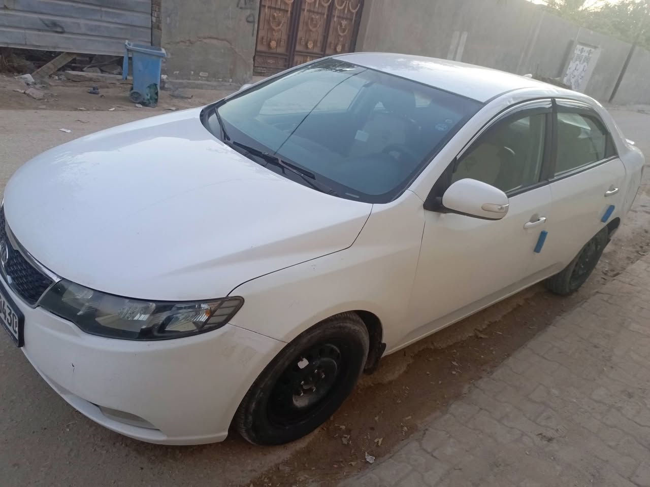 سيراتو موديل 11 
السعر 82 وبيه مجال 
رقم سليمانية الجديد السنوية 2030
مكينه بداية خيط بخار 
تبريد جيد
كير جيد 
فقط ضرر بجاملغ الخلفي ،،،   أبيعك احزام 

مكاني نجف 
راسلني خاص او اتصل ***********
