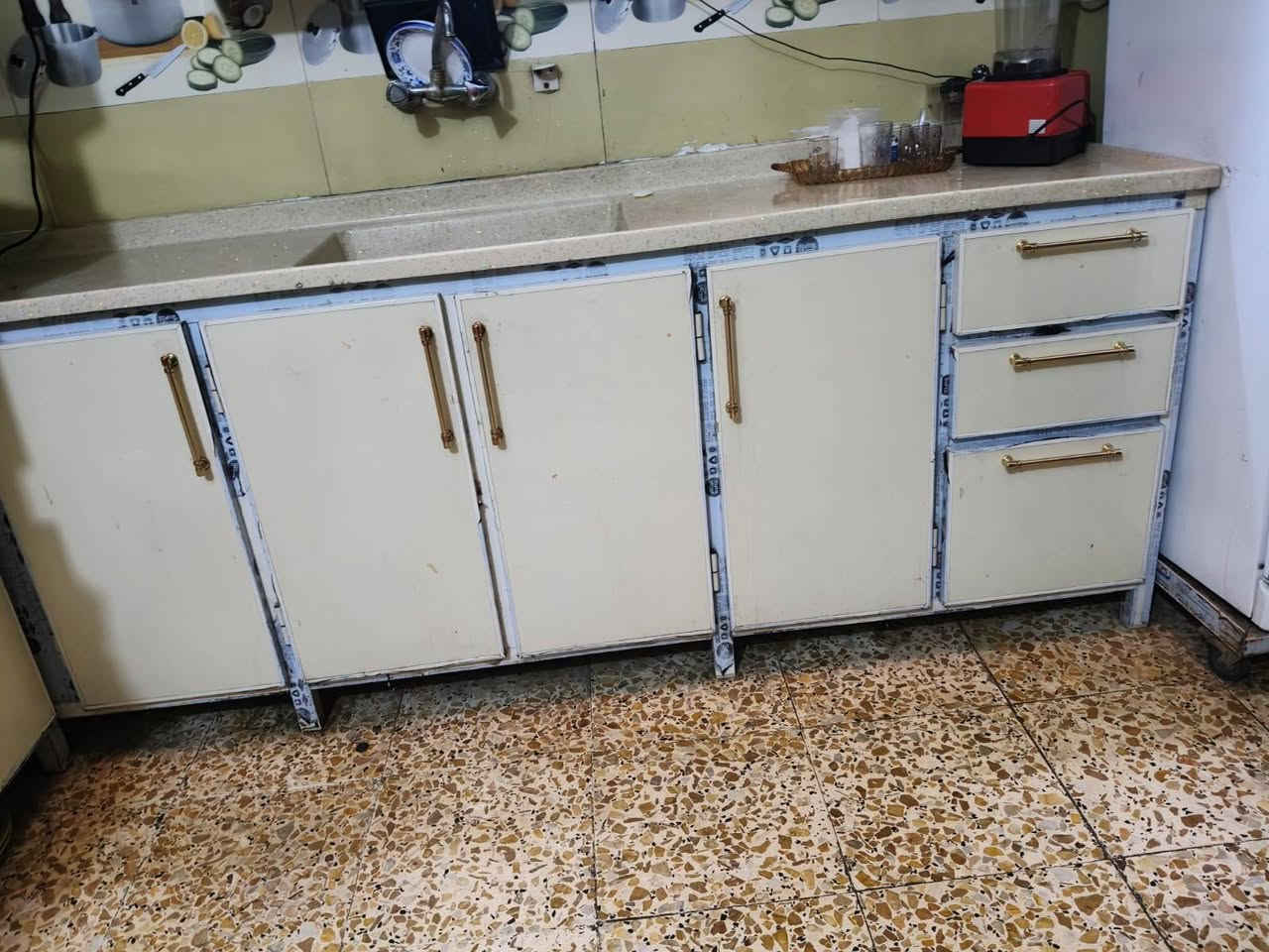 للبيع تفصال درجه اولى مفصلينه ١ ونص قيم و أخذه بل يرضى الله مدينه الصدر


**إذا كنت صاحب هذا الإعلان وتريد حذفه لأي سبب، رجاءا أرسل رسالة إلى الدعم الفني**