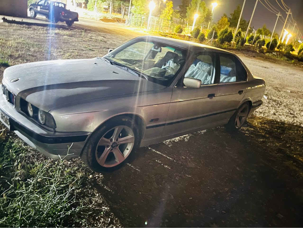 BM525توماتيك موديل 1995هه مو كياني ئيشه كا تحويل غرامه  به شرته كورينه وشده كم 
***********

واتس ئاب*********** كركوك, العراق
