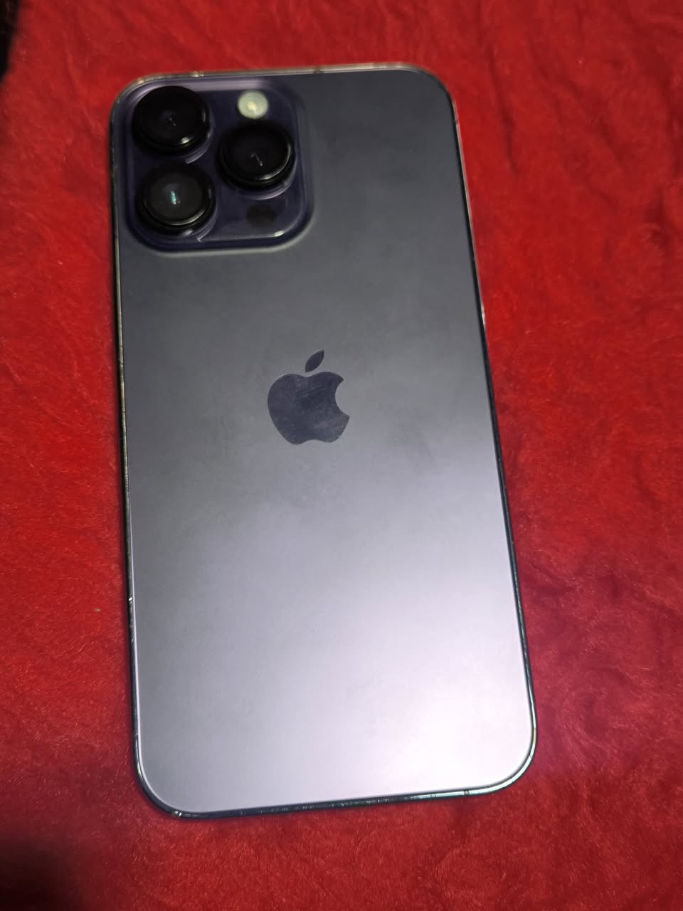 السلام عليكم 
للبيع آيفون 14  برو ماكس ذاكرة 256 شريحتين 
دبل سيمكارت نظافة الحهاز 100% 
مابي اي خللل 
الجهاز.مبدل شاشة درجة أولى فيس شغال 
مبدل بطارية اصلية وهذا فحص الحاسبة 
نسبة البطارية 100  قبل كم يوم 
بالحاسبة  تقرا اصلية لكن بالجهاز غير معروف 
السعر 550 الف ومجال قليل 
العنوان دهوك ومتوفر توصيل 
*********** واتساب
