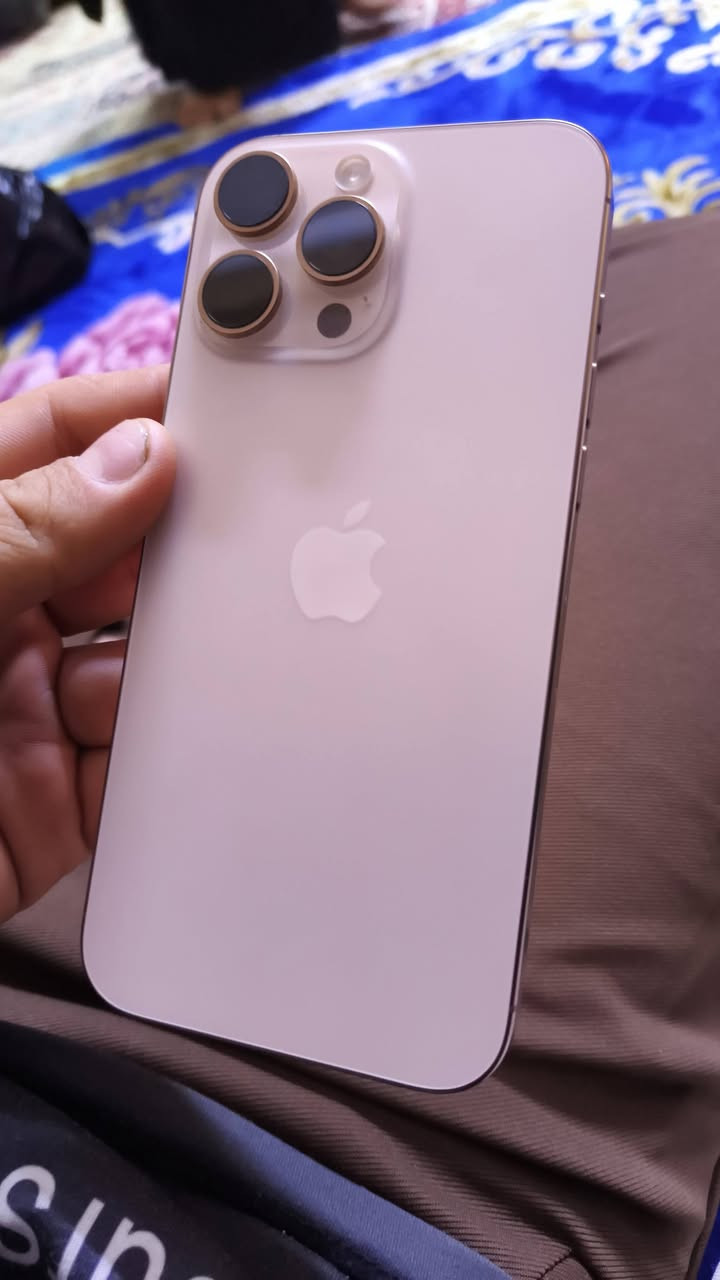 السلام عليكم للبيع ايفون 16 برو ماكس ذاكرة 256 بطارية,100 مشحون 150 ابيع عل فحص مكاني بغداد للاستفسار ***********
