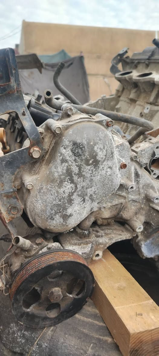 سلام عليكم للبيع مكينه نيسان ارماده 2006 مكفوله لاتنقيص ولا تبخير الاستفسار ***********
