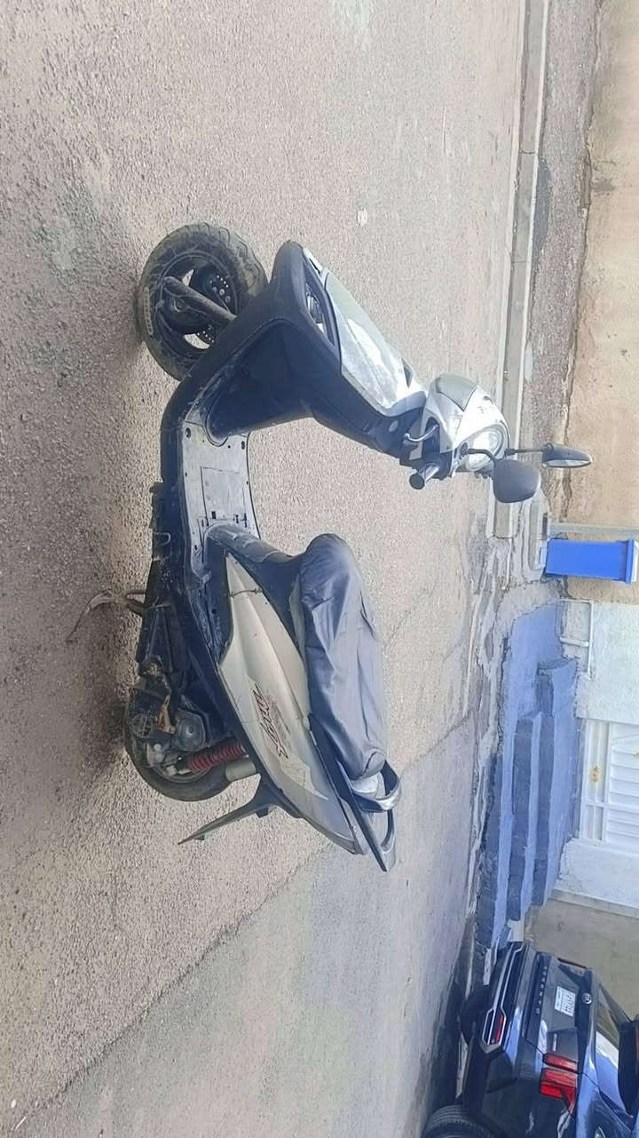 اللهم صلي على محمد وال محمد
دراحه ماكس ١٤٠ سلف هندر كهربائيات كله شغاله ستاند صفح وستاتد تعليك محرك ناشف لاتبخير ولا تنقيص شلعه تخبل
نكره سلف بكل وكت أوراق بيه
كفرات اصليه مختم مكاني بغداد لبياع
السعر 325 وبيه مجال
*********** خابر وتدلل
