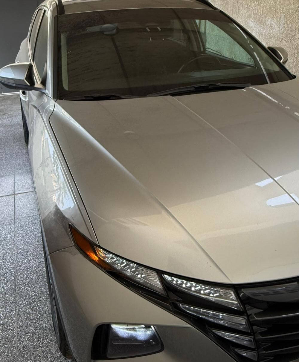 ✅توسان 2022 اربيل 🔥
✅ماشية 54 الف كيلو متر مو ميل🔥
✅فول مواصفات 🔥

✅فتحة سلايد
✅تشغيل عن بعد
✅صندوق كهرباء
✅كرسي كهرباء
✅كراسي تدفئة
✅شاحن واير ليس
✅تبريد قطعتين
✅هاند بريك بصمة
✅انظمة قيادة 

✅بصمتين
✅محرك 2.500 … 4 سلندر 
✅وغيرها من المواصفات المعروفة

✅حادثها الباب خلف الصدر مبدل ومصبوغ 

✅وهنا طخة بسيطة شبر بالجاملغ الامامي نفس ✅الجهة وموضح بالصور

✅سنوية ورقم كلهن جدد 
✅وسنوية باسمي تحويل او وكالة جاهز
العنوان _ بغداد_ ***********
اكتب تم لمعرفه السعر 💵 على الخاص 🤝
