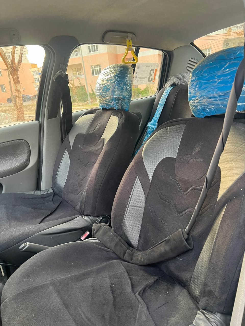 رينو مو ديل 2007 
32$مه جا ل 2$غرا مه يل سه ر 
گير تو ما تيك گير مه كينه له ون 
رقم مو با يل *********** دهوك, العراق
