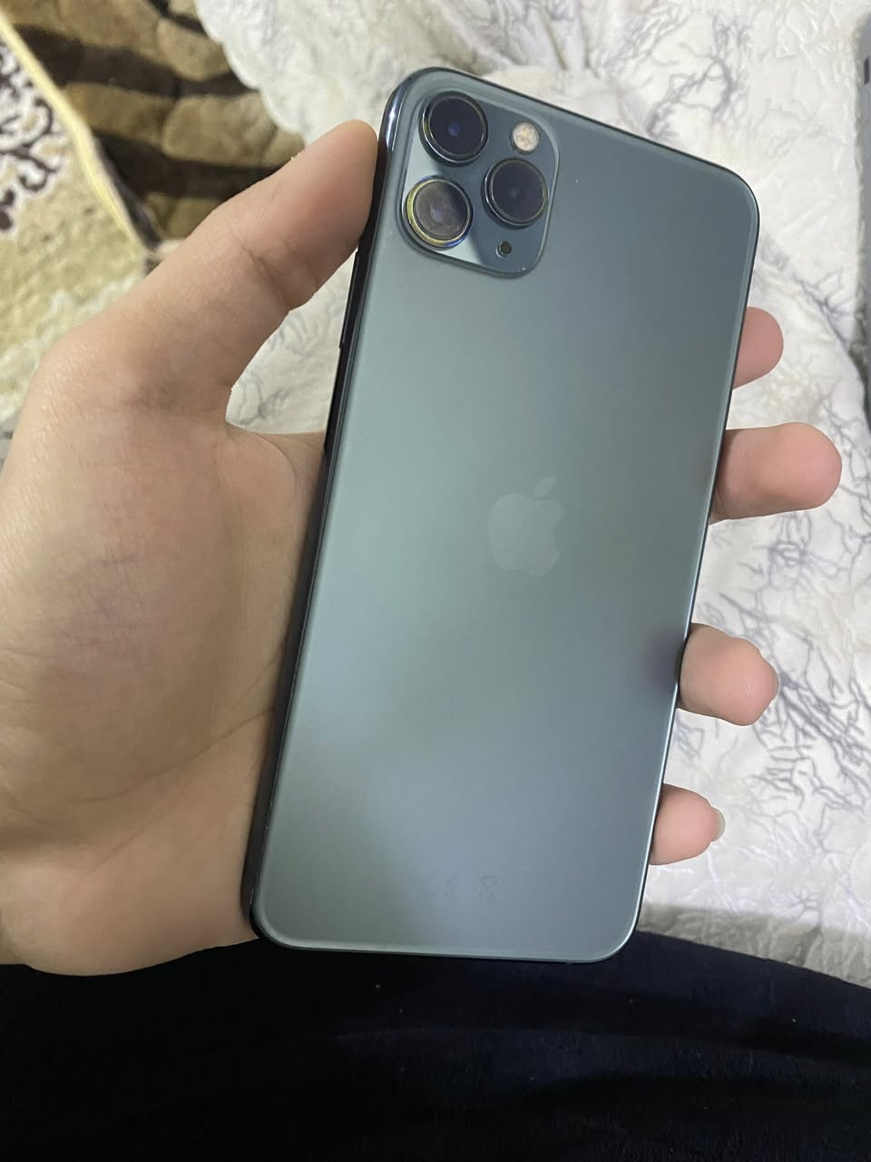 السلام عليكم أيفون ١١ برو ماكس ذاكره ٢٥٦ بطاريه ٧٠ خدمه الجهاز وتر بلادي ممفتوح ماستر كارتونه موجوده 
المكان بغداد الشعب 
السعر ٣٠٠ 
***********
متوفر واتساب
