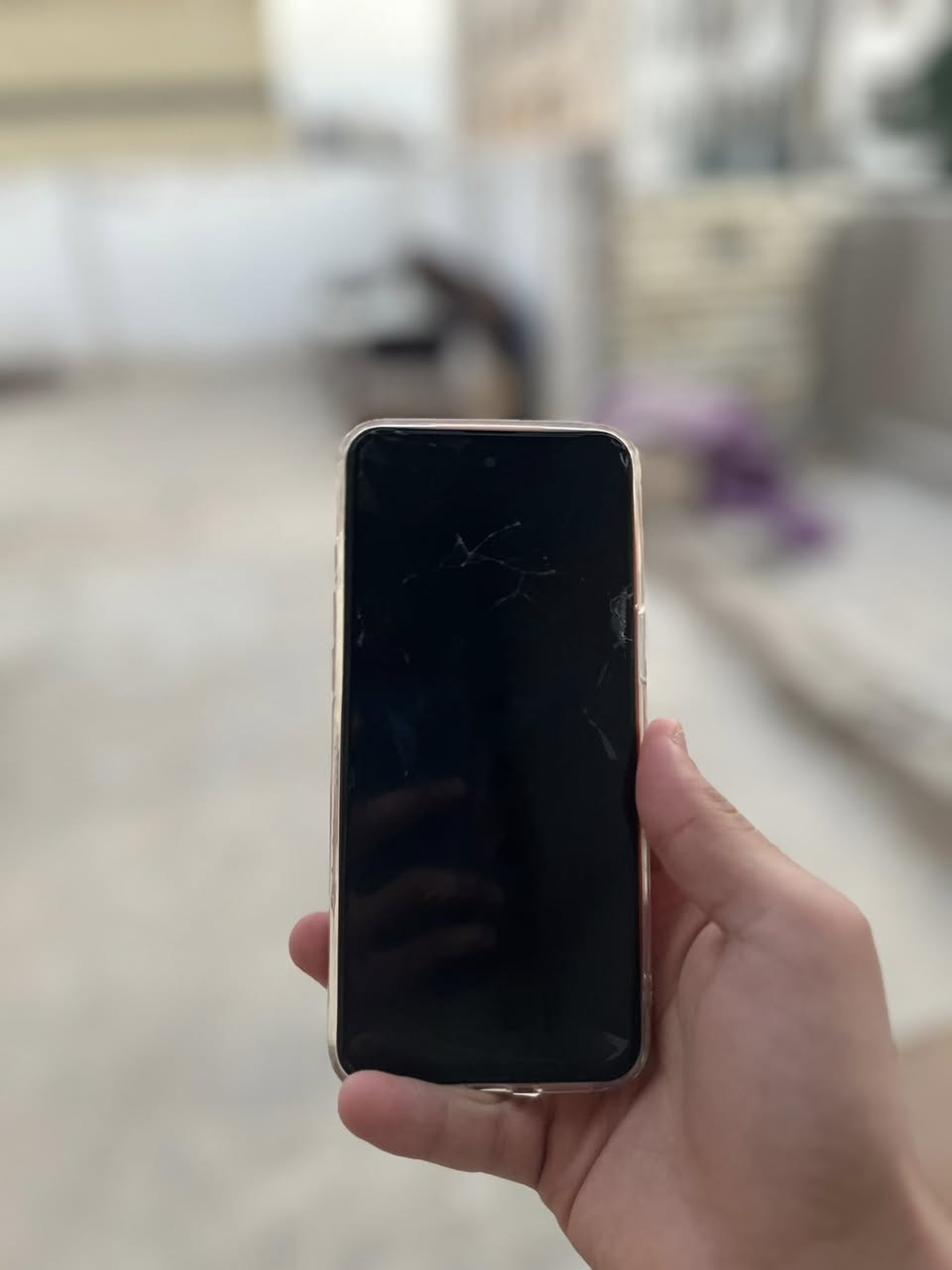ايفون١٧كوبي مستعمل للبيع ب٦٥الف بسس
مع هديه كيبل شحن كيبل تيبسي تيبسي وراس شحن ولزكه ضد الكسر وكفر شفاف ماكس سيف وسماعه ايربود كل هذا ب65الف🔥✨.
واتس اب ***********
