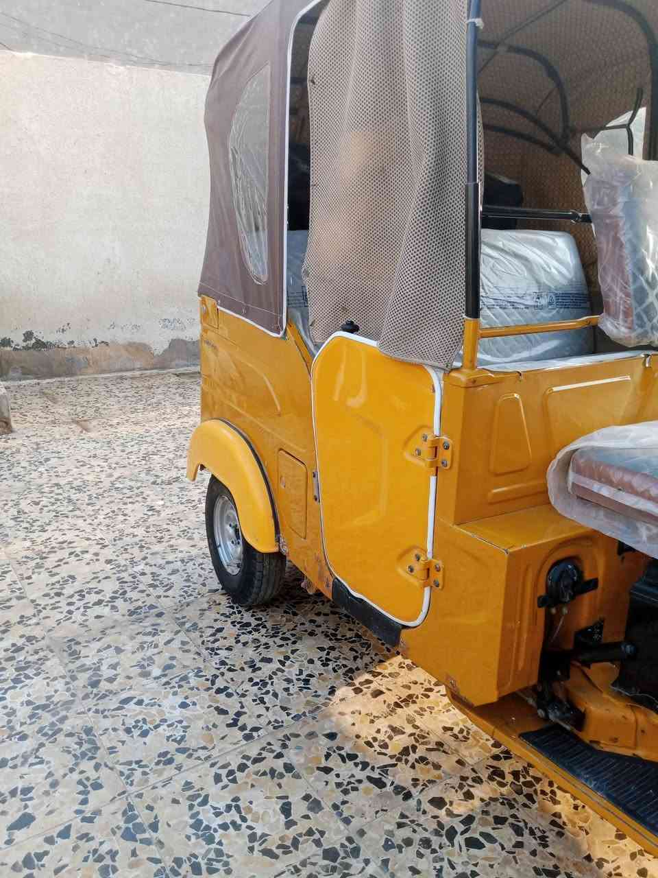 سلام عليكم تكتك 21 نضيفه مجفته فقط سنويه رقم كربلاء مشروع وطني اداورلك عماره رقم *********** /سعره 6650
