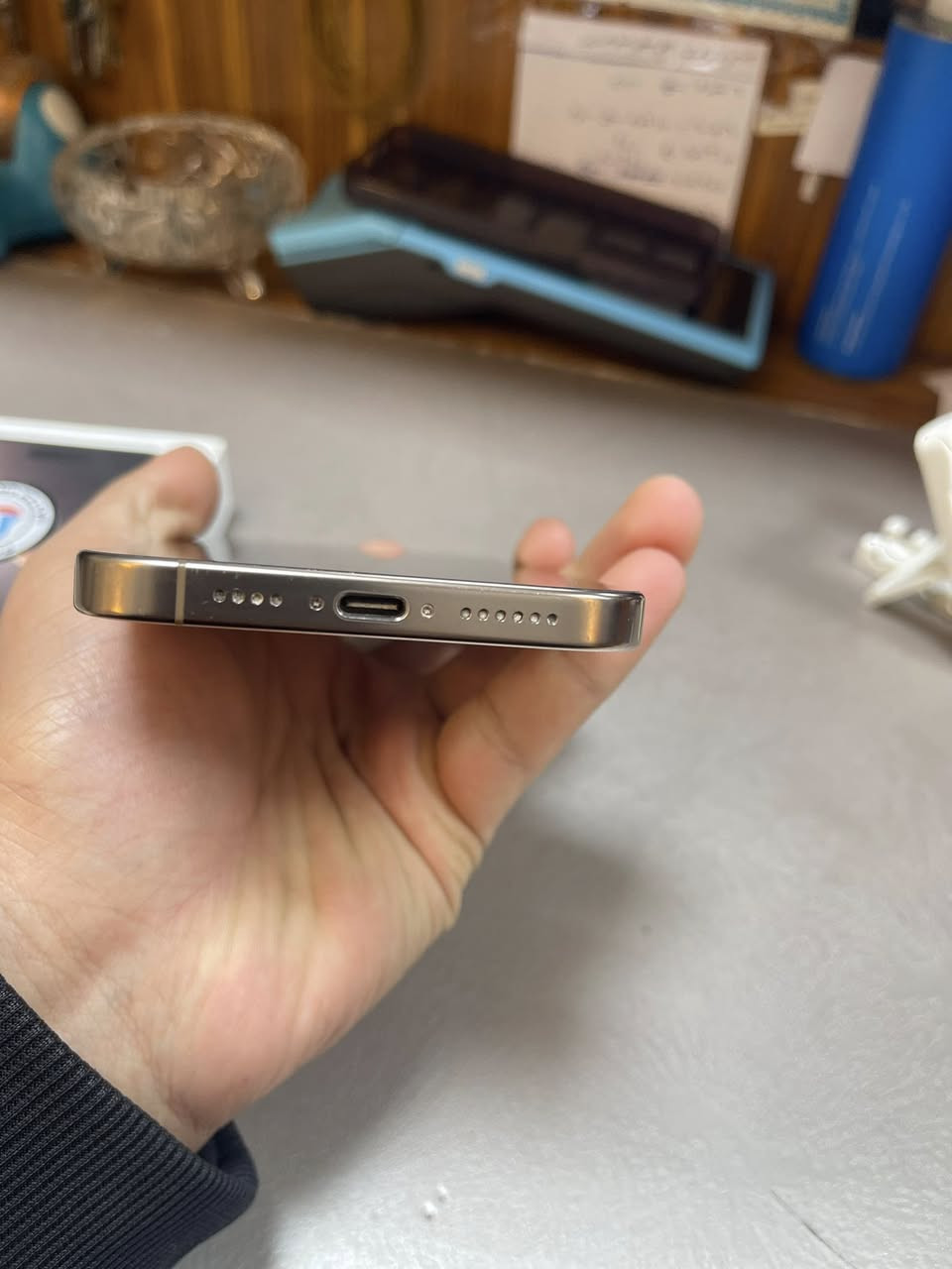 السلام عليكم
iPhone 16 pro max 

ذاكره 256

بطاريه 99‎%‎ قبل يومين نزلت

جهاز نظيف 100 % 

شخط واحد مابي

ضمان ماستر بعد بل ضمان

جهاز مكفول كفاله عامه 

كارتونه كيبل شحن مالته الاصلي 

جهاز معروض 1.500.000

مليون و نص 

العنوان بغداد الجديده النعيريه 

رقم ***********

انستا s6.m16
