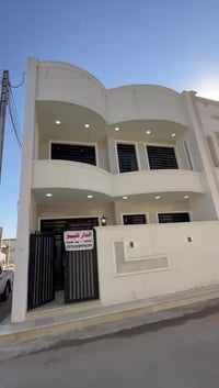 بيت للبيع زراعي بيت ركن مساحه 101 زيرو سنه ٢٠٢٥ ما مسكون اربع غرف نوم ...