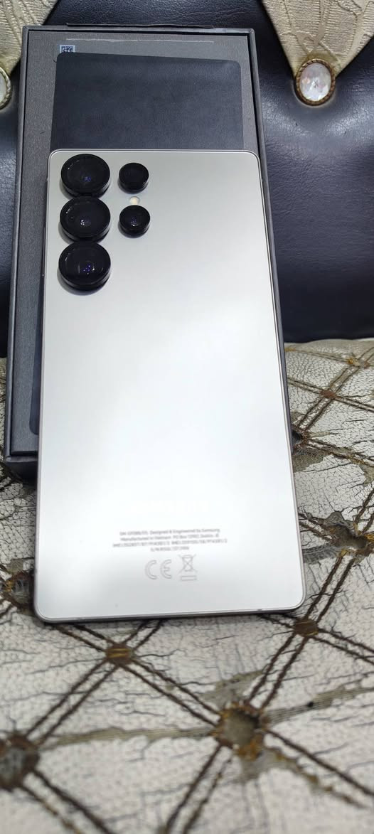 S25الترا ذاكره 256 استعمال شهر جهاز كلش نضيف  السعر مليون و200وبي مجال المكان نجف قريه الغدير ملحقات كامله رقم المبايل ***********
