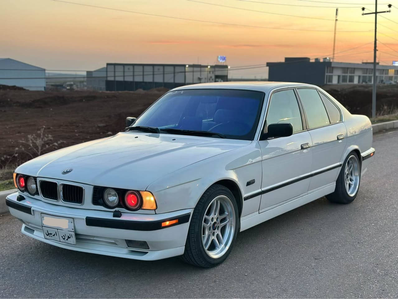 بیع مستعجل 
فروشتنی خێرا 
bmw e34 525 — 1991 
توماتیک بیلاد
سلاید 
فتحە 
یەک پارچە سبوخ بێ لێدران 
واحد قتعە صبخ بدون ضرب
بجم عریض
پێش گەورە 
کوشن جلد و جدید 
سوکان سپورت
تخم ویل و تایە جدید
گێر و محرک شرط
سیارە مال بیت مو معرض
سەیارەکە هی مالێ یە هی معرز نیە
سعر 73$ بیها مجال بصیط
 ***********
مکان عقرة اكر, نينوى
