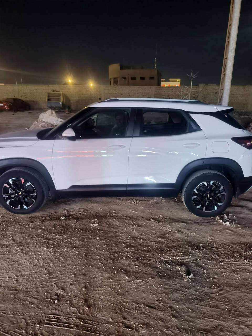 🚘 للبيع

شوفروليت تريل بلايزر موديل 2023
ماشية: ٧٥ كم
وارد امريكي
حادثها چاملغ امامي وباب خلفي تصليح مو تبديل 
المواصفات:
محرك 1300 تيربو
تحكم ستيرن
تحديد مسار
دفع رباعي (4WD)
توقف ذاتي
١٣٠$ وبيها مجال 
تواصل على الرقم:

📞 ***********
