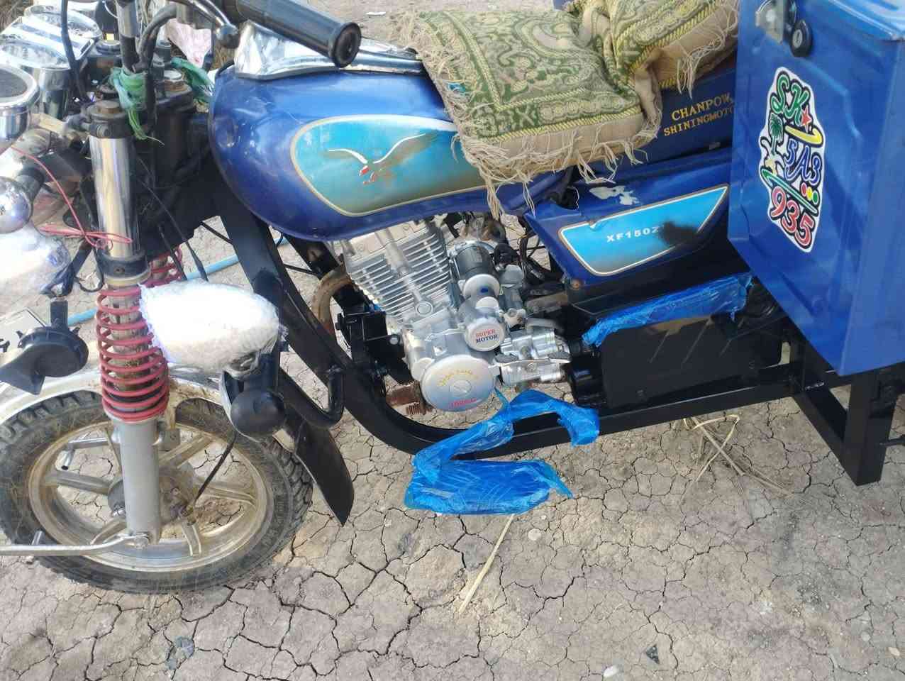 سلام عليكم ستوته موديل 22محرك ابو الفهد الاصلي مامفتوح مكفوله كفاله عامه مابيهه اي نقص نضافته  شوفت عينك كهربائيات كلهه شغاله تخم تاير جوبلس 
دشبول لاكتروني مكان الحله شوملي سعر 1،850وبيهه مجال للشراي 
‏‪***********‬‏
