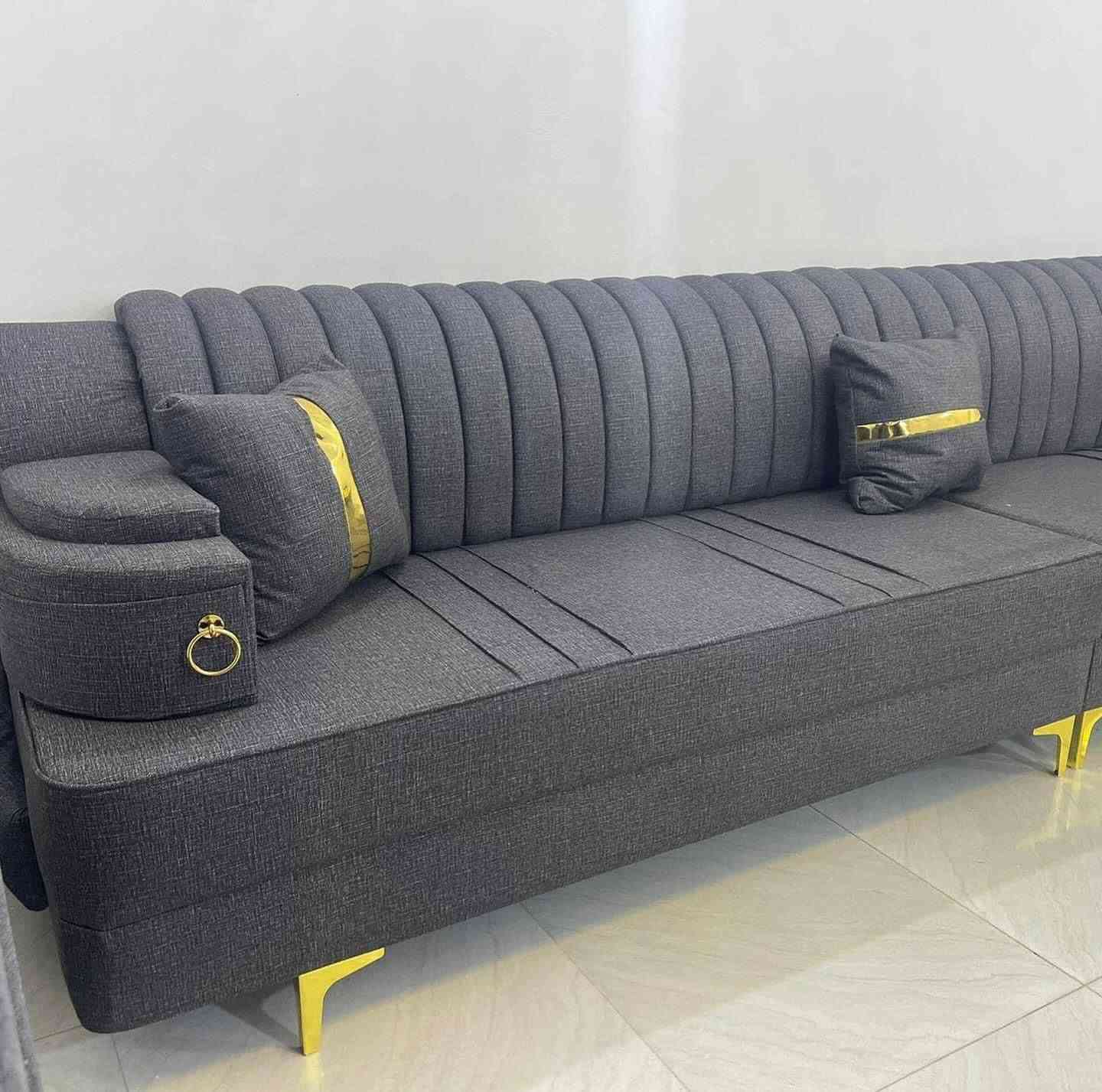 وصلن وجبات جديدة دواوين جديد ومستخدم من مزاد السليمانية في التحرير 
للاستفسار مراسلة واتساب او الاتصال على الرقم 
***********
#ديالى_مزاد_بعقوبة_التحرير
انسب الاسعار
