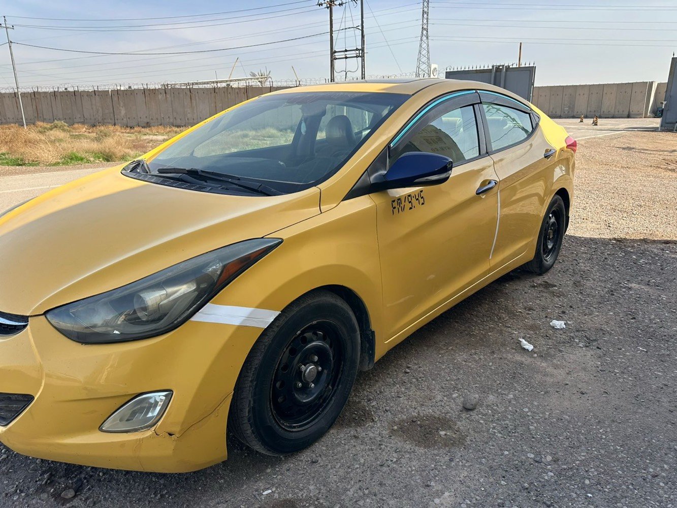 السلام عليكم 
النترا 2013 فول عدى البصمه 
وارد أمريكي الضرر جاملغ وبنيد
رقم بغداد إنكليزي  بأسمي 
المكينة2000جديده قبل 4 اشهر 
كير خير من الله 
غرفتها كما موضحه بالصور شاشه كامرة 
تحكمات ومعروفه المواصفات مكان بغداد العبيدي السعر105$ ع رقم ***********