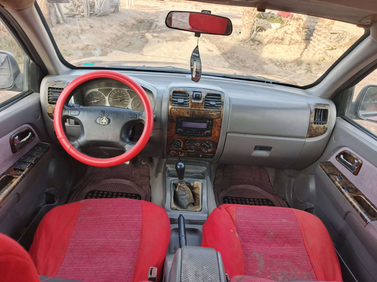 بيكم جنبي 2013 رقم بغداد سنويه جديده 2029 سياره جديده مكفولة كفاله عامه ماشيه 137 عدادات كلهه شغاله عداد بانزين شغال تبريد تدفئه شغالات كير ومكينه وحداديه جديد تخم تاير جديد سياره جديده وضع شركه السعر 70 وبيه مجال
***********
***********
