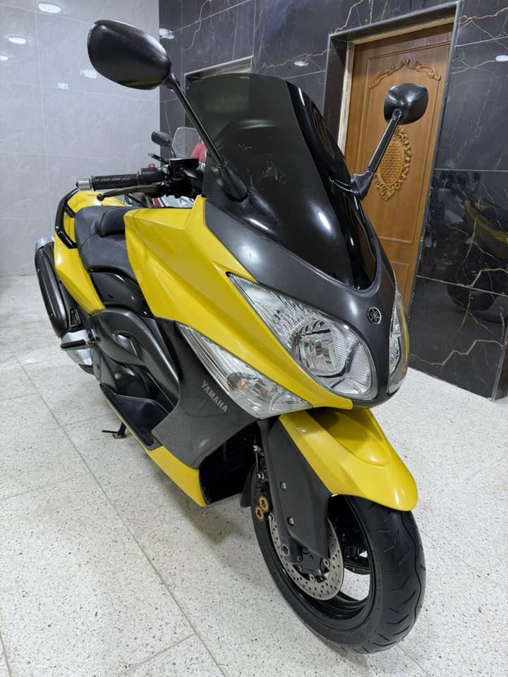 بسم الله ما شاء الله
TMAX 2011 وارد يابان
كفالة عامة نظافة ١٠٠/١٠٠
المسافة المقطوعة 25km سويجات 3 
بيع فقط بدون رقم فقط عقد بيع وشراء
العنوان مدينة الصدر شارع الفلاح قطاع ١٢
السعر ٤٢ ورقة الراغب بالشراء هـ***********
