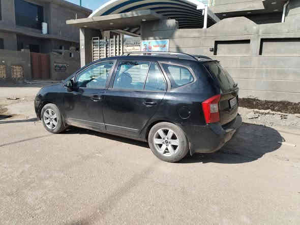 السلام عليكم 
كيا كارنز 2009 للبيع
 رقم انكليزي تريد مداور تريد وكاله 
تبريد تدفئه تخم تاير باتري جديد
تريد بيع تريد مراوس 
سياره جاهزه من كلشي انكر اسوي وكلب 
7 راكب عائليه
***********
للاستفسار فقط اتصال
