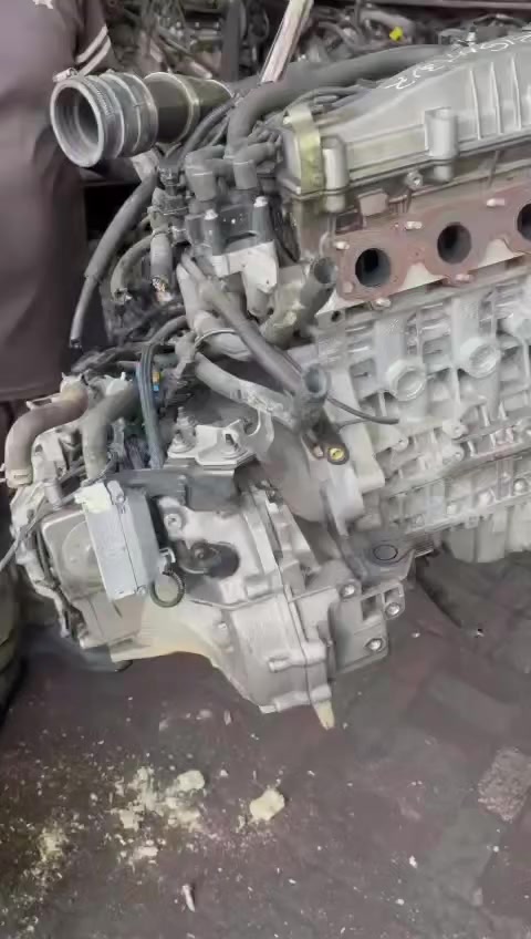 السلام عليكم 
ليدور محرك جديد اخو زيرووو 
تتوفر محركات شيري حجم ٢٠٠٠ وارد استرالي مع ضمان
العنوان حله نادر مقابل المجمع الامريكي محمد الموسوي 
تتوفر خدمه توصيل كافه محافظات العراق 
***********
