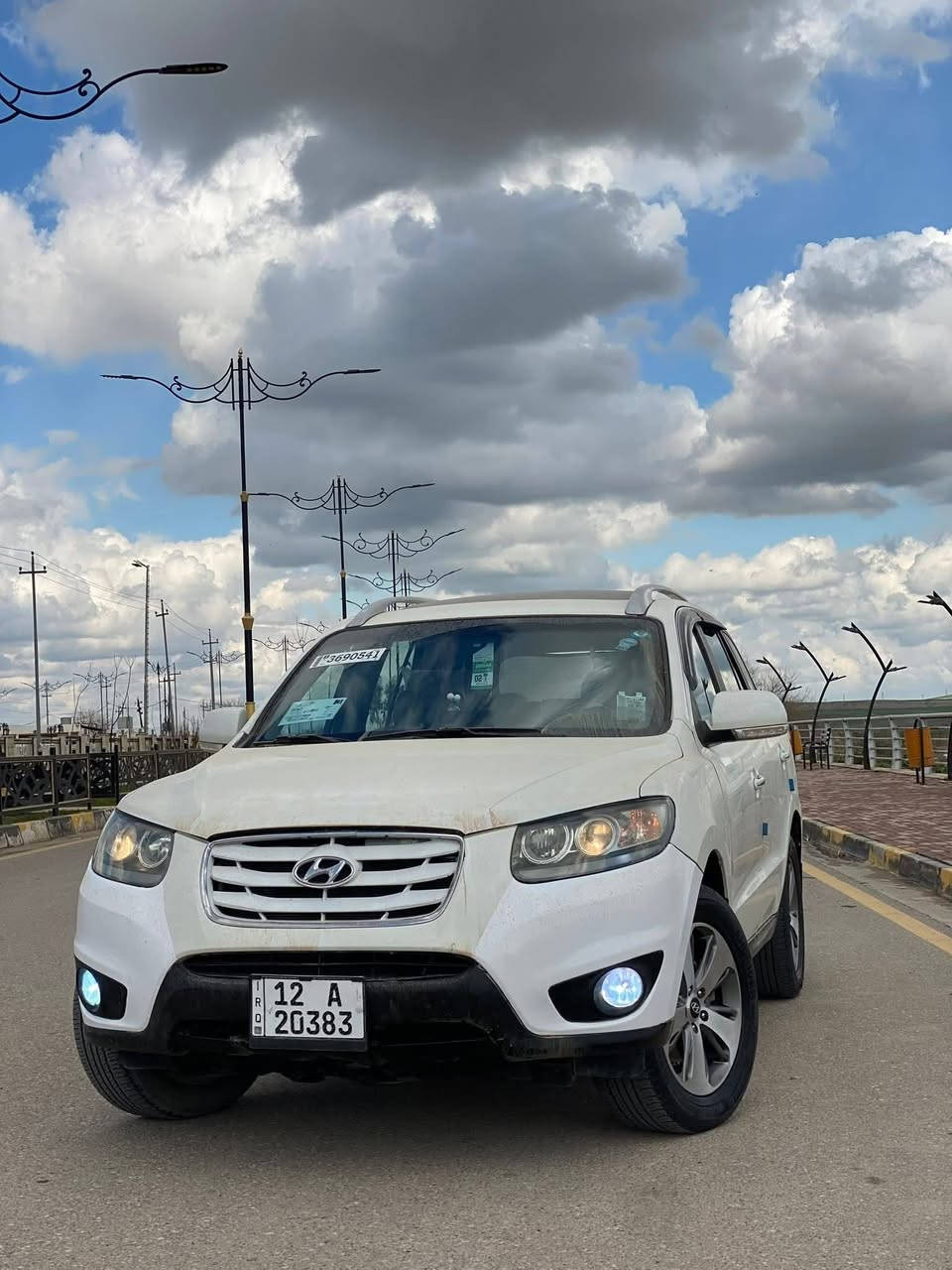 سنتافي للبيع موديل 2010 وارد خليجي 
رقم دولي جديد نينوى هزه جديده 
اكلين بدون ضرر كما موضح بل سونار 
محرك6v
3500
7راكب 
بصمه وفتحت سقف 
التواصل عل خاص 
او عل رقم ***********
