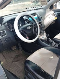 النترة كورية 2014 كفالة  من ضربة وتبديل مكينة كير صدر تبريد تتفئة  خير...