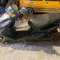 دراجه بريز نظيفه كلشي شغل نكره وحده مكان كاظميه 07708177276