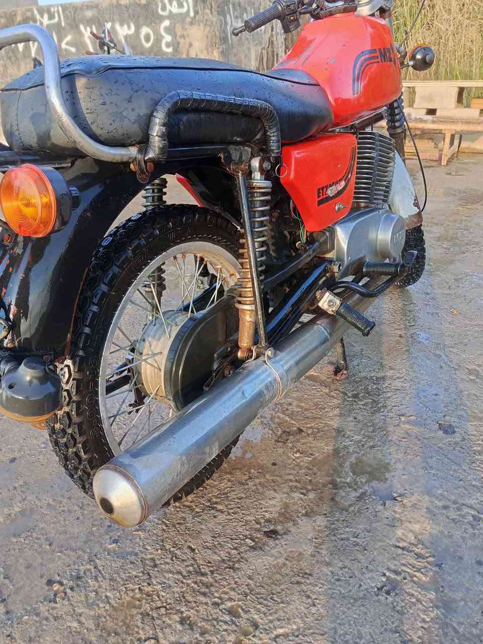 سلام عليكم شباب دراجه MZ/////موديل 82 سعر خاص مرقم رقم كركوك مكان ديالى بعقوبه تقاطع ساده سعر خاص *********** متواجد بس رصيد
