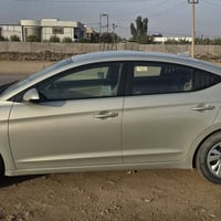 حجي مواصفاتها عادية   هونداي صالون النترا ٢٠١٧  محرك ٢٠٠٠ دوش  اللون ب...