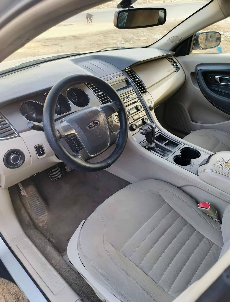 فورد تورس 2010 مكينه جديده تخم تاير رقم أربيل خمس قطع صبغ بدون دواخل سبب الجراد ابيع حزام ***********
