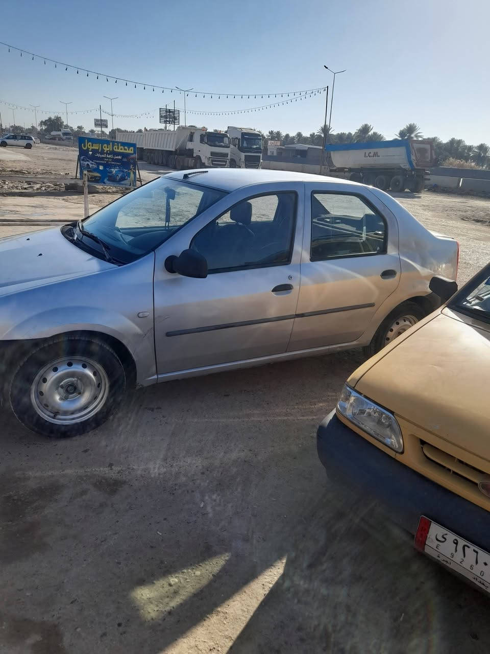 سلام عليكم رينو 2013 المكان بغداد التاجي قرب المعسكر بيه تغم تاير باتري جديد حداديه جديده جام كهربه سعر 40بيه مجال الرقم***********
