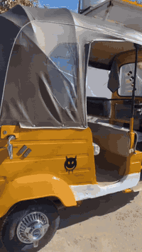 اسلام عليكم تكتك موديل 19 مرقمه نكليزي رقم بغداد تحويل ثاني يوم بسمي شهر 12 يوم 27 تكتك كفاله محرك كفاله سبانه مامدود عليه تكتك جاهز من كلشي ميحتاج اي شي له ولا ذب ربع عليه كبل لشغل كلشي جديد بيه تكتك ناعمه حلوه كلشي كامله ***********
