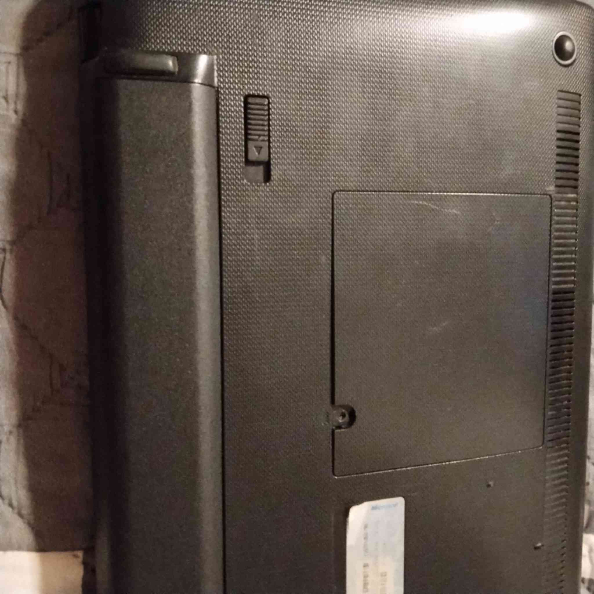 فحم تشتغل بس لا تعرض شاشة  بدون شاحنة 25 مع شاحنة 35 الف


**إذا كنت صاحب هذا الإعلان وتريد حذفه لأي سبب، رجاءا أرسل رسالة إلى الدعم الفني**