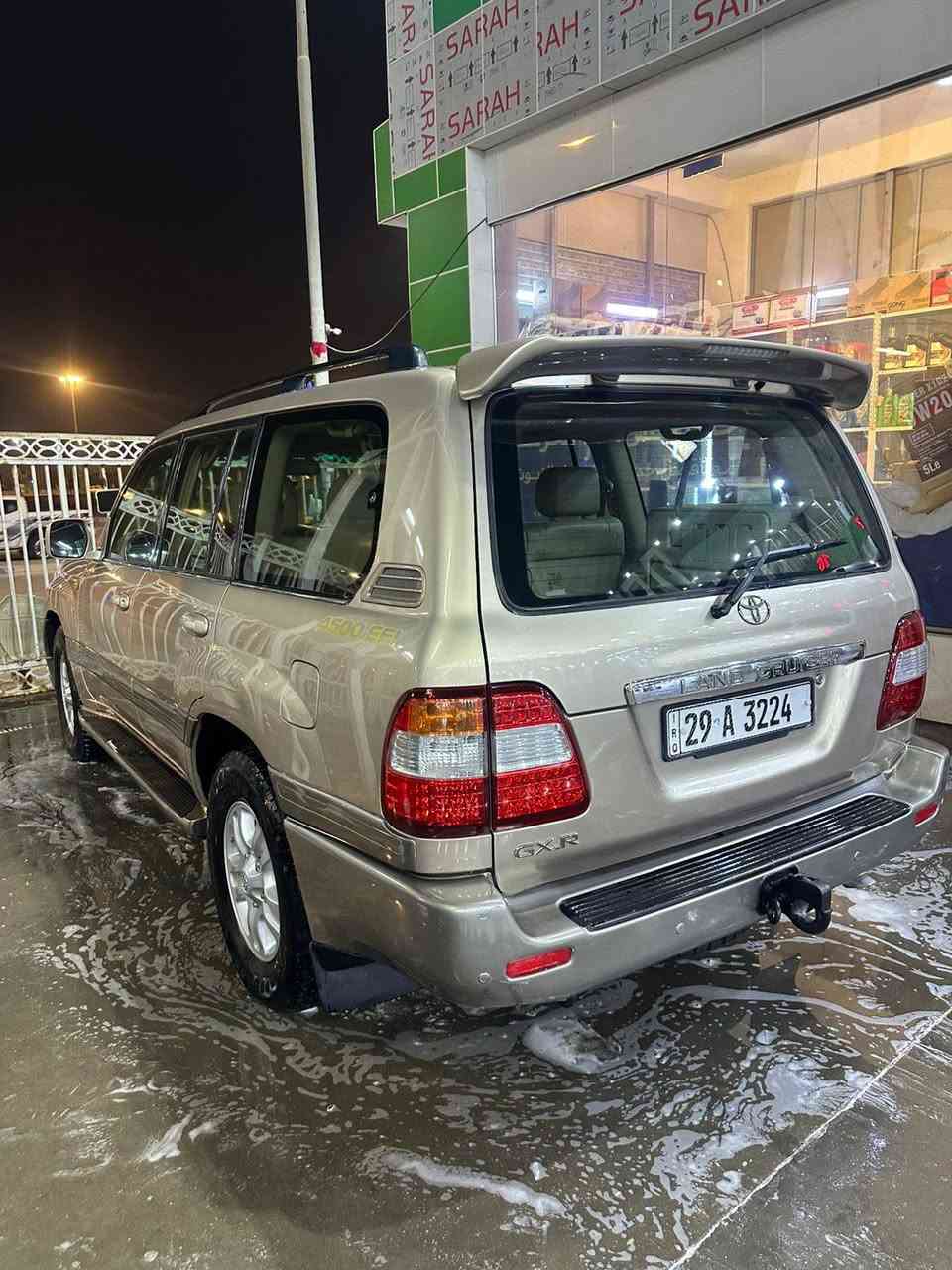 مراوس بحديث فقط 
لاندكروز جكسارة ٢٠٠٥ اصل خليجي . كفالة من الضربة والتبديل و الصبغ ماعدا البلاستك ،وبيها مكانات بارد بسيطة دحجات وخدوش تحميل فقط بدون حادث. والجنطة خسفة رشه خفيفة جماليه  بدون معجون  السيارة جاهزة وكالة كلشي جديد  ،  محرك وكير تبديل جديد مع الجبن كلها ، حدادة امامي وخلفية مع فلنجات امامية ودسكات جدد .  والبريك  ABS تبديل جديد، منظومة تبريد نصب كومبريسر جديد  ، نصب تبديل لايت زنون بالضمان ، تخم تايرات جديد  ، واتر بم وكلج مروحة وولف حماوة ٧٦ درجة  وتبديل قايشات ، وتبديل جامه امامية، شاشة كاربلي حديثة ، كهربائيات تبديل  ظفيرة كلها شغالة ، منظومة وقود كاملة  من الفيت بم الى ثروتل والنوزرلات والبلكات والحساسات والفلتر تبديل جديد  ، السيارة حمام وبوليش وسوادات وتبديل اكزوز من الدكشن للصالنصة جديد ، الرسميات السيارة بأسمي رقم مميز٣٢٢٤، غرامات صفر   . تم تخفيض السعر بيع ١٨٥ بيع او مراوس السوك كلشي بيه هاي مو مال مزاد اخوان لازم اتميز هاي مستورد للخليج  ، العنوان البصرة مجمع الامل السكني رقم ١ قرب ملعب جذع النخله ، التواصل *********** . ابو الخصيب, البصرة
