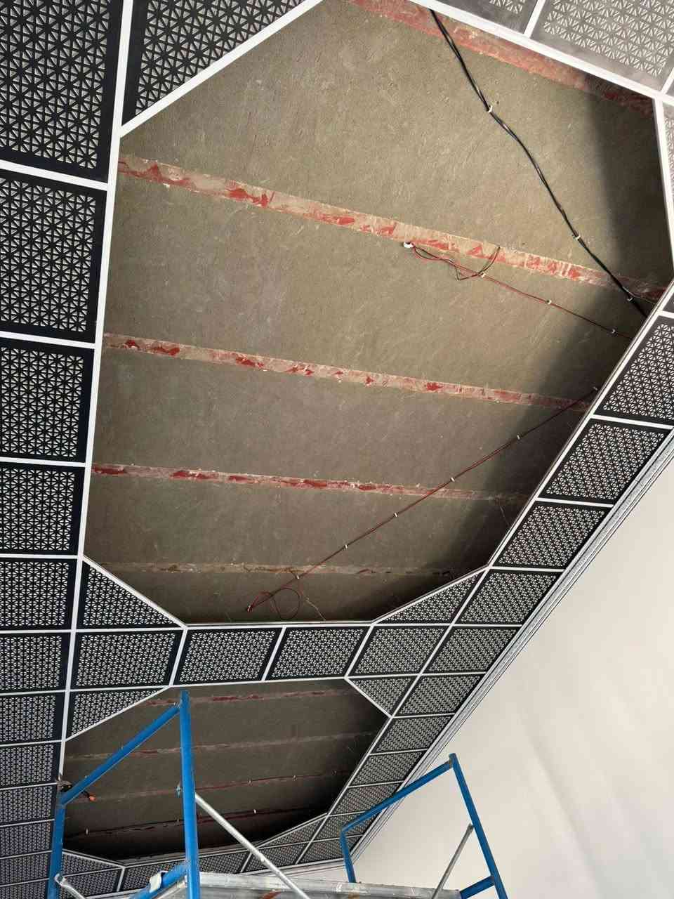 #سلام #عليكم 👋
#عمل تصليح جدار تعبان 
#عمل سقوف ثانويه 
#تغليف جدار بلاستك
#عمل وراق جدارن
#عمل اصباغ ومعجون 
#عمل ترميم بيوت تعبانه 
#ملاحظه عمل كرسته وعمل او فقط عمل .......#اتصال 
***********
عمل جميع مناطق #البصره
