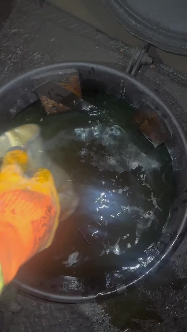 المنتوجات المتوفرة من معملنا  (( مباشرة )) :

#أصفر  🟡

#احمر  🔴

 الكميات الجاهزة للتجهيز :

▪️ 10,000 لتر

▪️ 12,000 لتر

▪️ 14,000 لتر

▪️ 18,000 لتر

تجهيز مباشر من معاملنه الخاصه 

للاتصال

حجي كاظم 

***********
وأصل #كرخ #ورصافة
