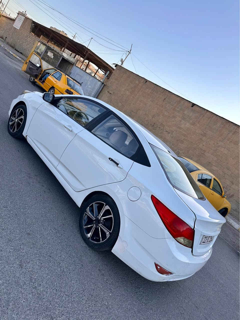 اكسنت موديل 12خليجي فول مواصفات 
سنويه هزه رقم جديد بطاقة بانزين بيها
كير محرك شرط تبريد شغال 
ضرر اربع قطع ابيع حزام 
سعررر 79
مكاني كركوك تفاصيل اكثر هذا رقمي *********** كركوك, العراق

