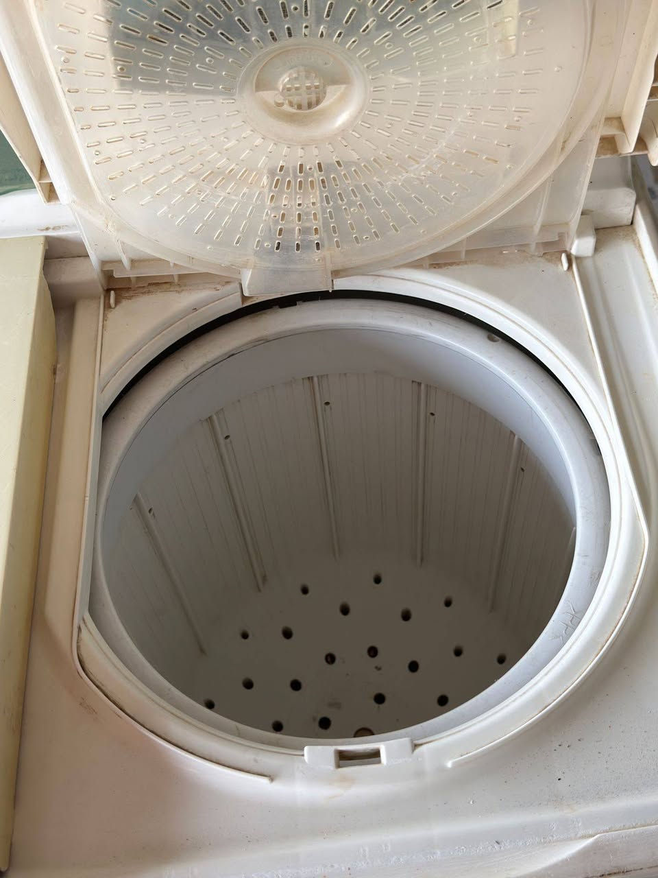 غساله شغاله ع شرط السعر 150 هيتاشي حجم كبير

التصال ع رقم *********** النجف, العراق
