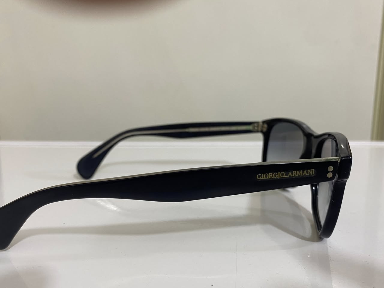 جورجيو ارماني قطعه اصليه موديل توم فورد ختم عدسات قطعه راقيه


**إذا كنت صاحب هذا الإعلان وتريد حذفه لأي سبب، رجاءا أرسل رسالة إلى الدعم الفني**