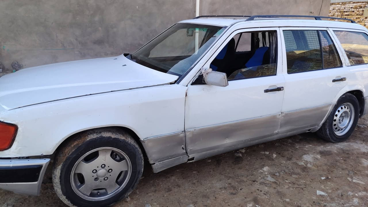 السلام عليكم للبيع مارسدس للبيع مديل ٨٦ رقم نجف سنويه عظم مشروع وطني تحويل مباشر محرك اوكير بطه جدد تخم تاير جدد كهربايات شغاله السعر ٢٥ ورقه بيع اومراوس التواصل اتصل ***********
