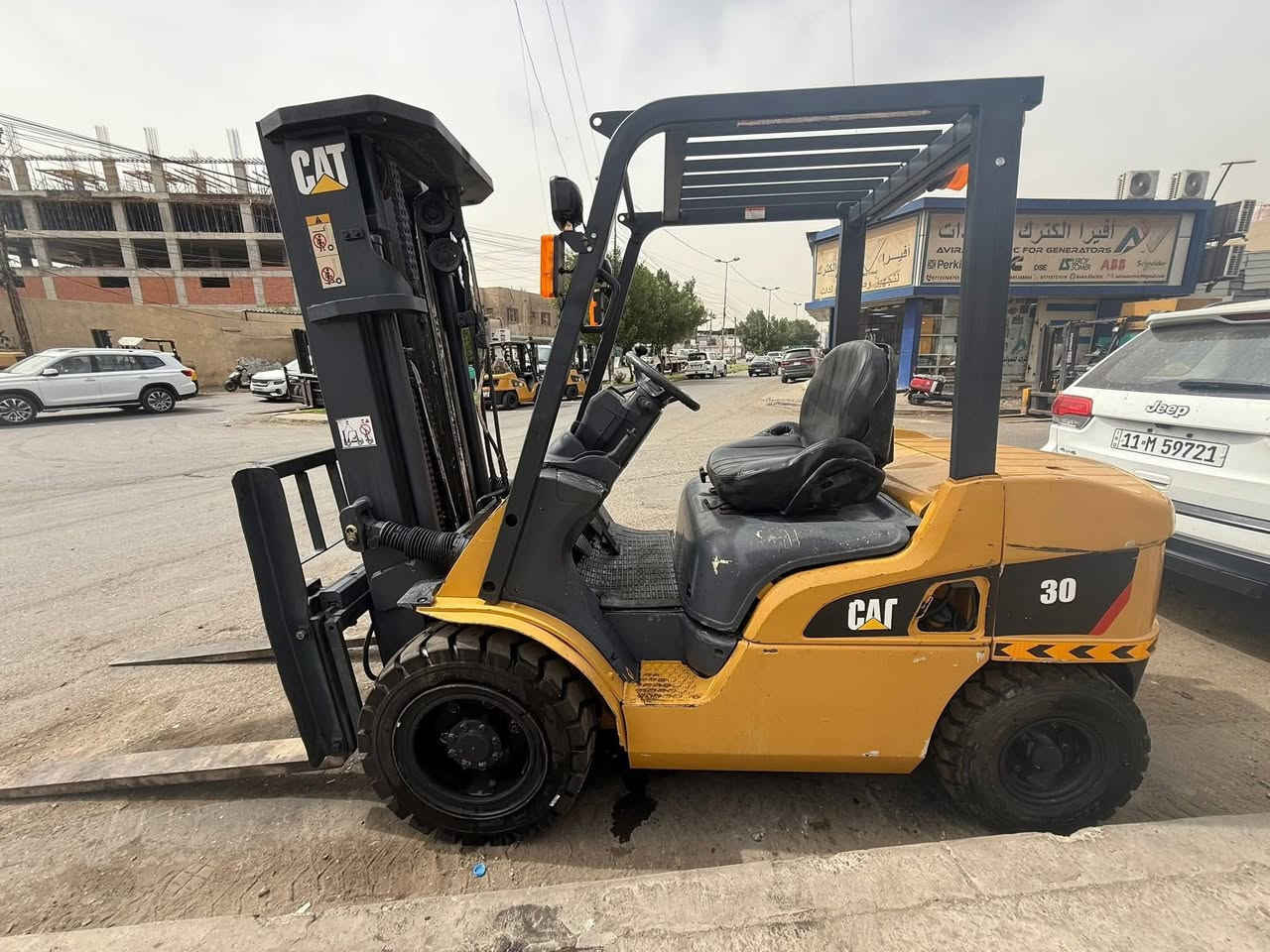 ياسر الإبراهيمي بيع وشراء وتأجير كافة أنواع الرافعات الشوكيّة وبكافة الأحجام من ٣ طن إلى 10 طن 

للاستفسار ***********
