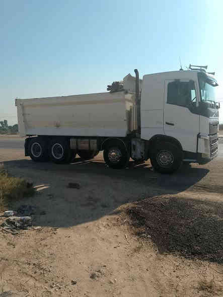 السلام عليكم....للبيع
فالفو وحش اسرائيليه
موديل 2016
كير عادي 
بدي حوظي ذرعه 19م 
رقم اربيل 
المكان واسط/ الدبوني 
***********
