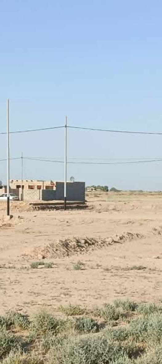 عرصه طابو زراعي سند 25 المساحه 300 متر مدفونه تحويل مباشر الموقع مجمع كريم ال رهمه هور الجبور نهايه شارع الطاقه خدمات كهرباء وماي ومولده السعر 12 مليون وبيه مجال  
والاتصال على الرقم ***********
